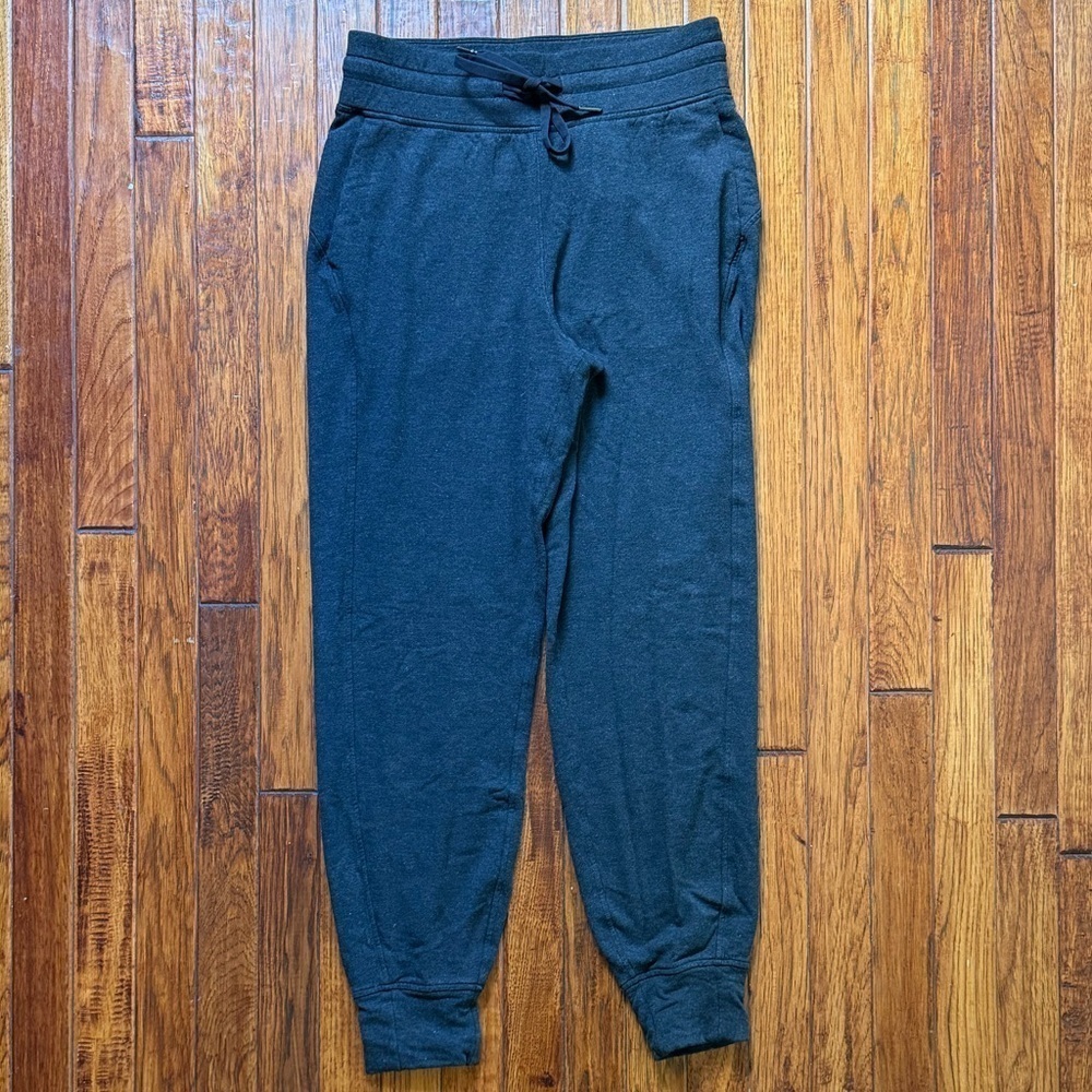 Lululemon Ready to Fleece High-Rise Jogger, Heathered Black, size 6 - Picture 2 of 5